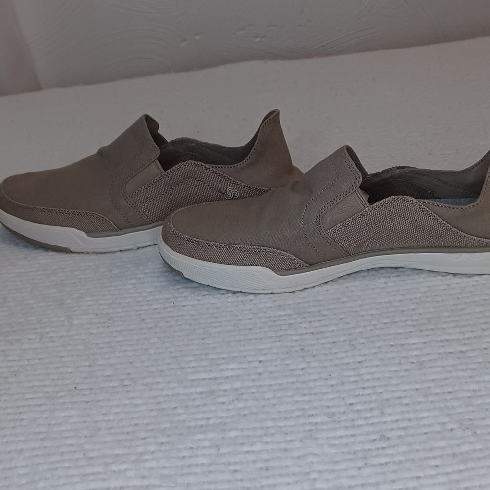 Cloudsteppers by Clarks Size 7.5 Mens New cream color - Picture 7 of 10